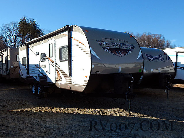 2015 Forest River Wildwood Photo