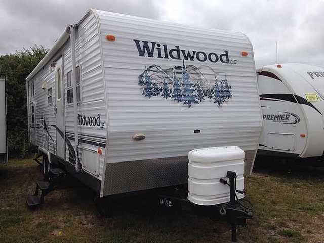 2005 Forest River Wildwood Photo