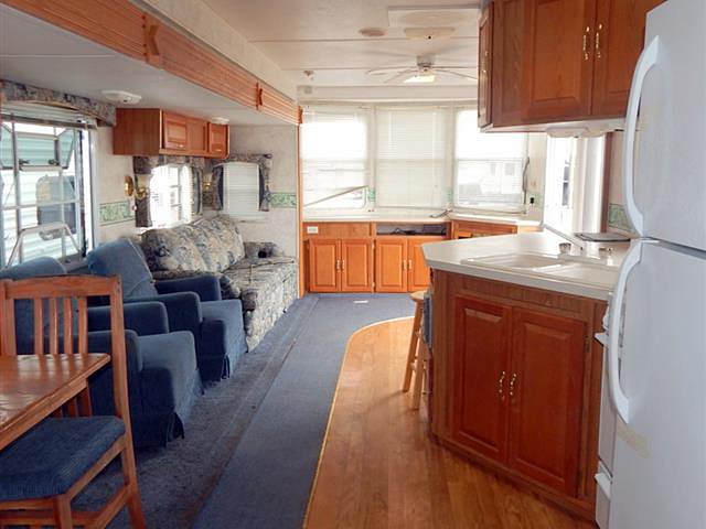 2005 Forest River Wildwood Photo