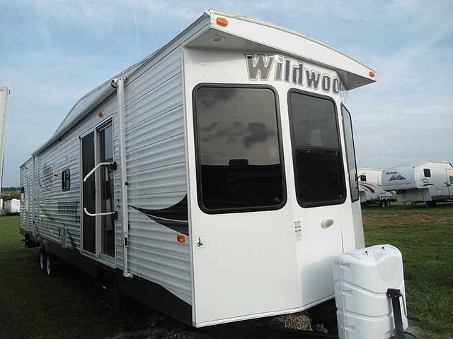 13 Forest River Wildwood DLX