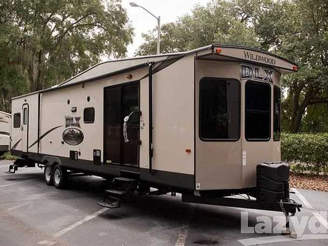 2016 Forest River Wildwood DLX Photo