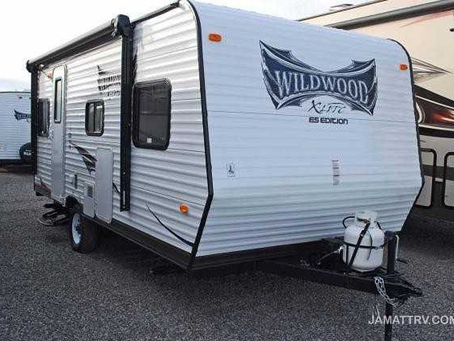2015 Forest River Wildwood Photo