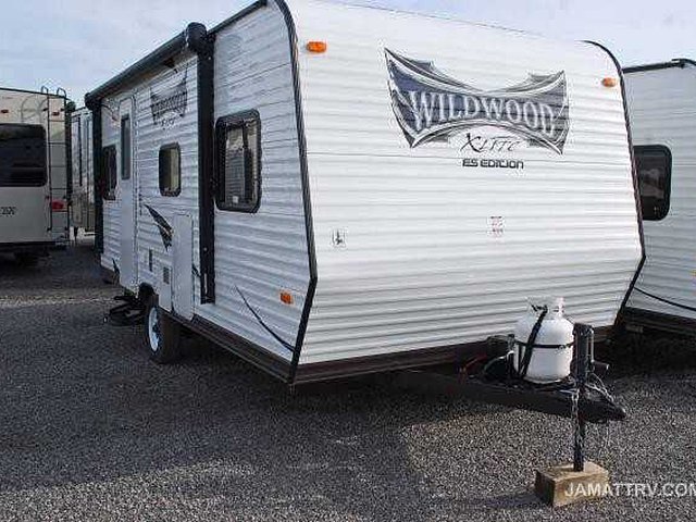 2015 Forest River Wildwood Photo