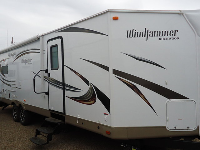 2016 Forest River Windjammer Photo