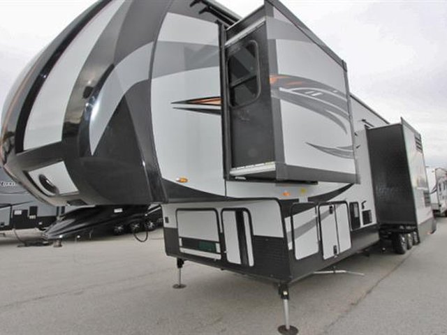 2015 Forest River XLR Thunderbolt Photo