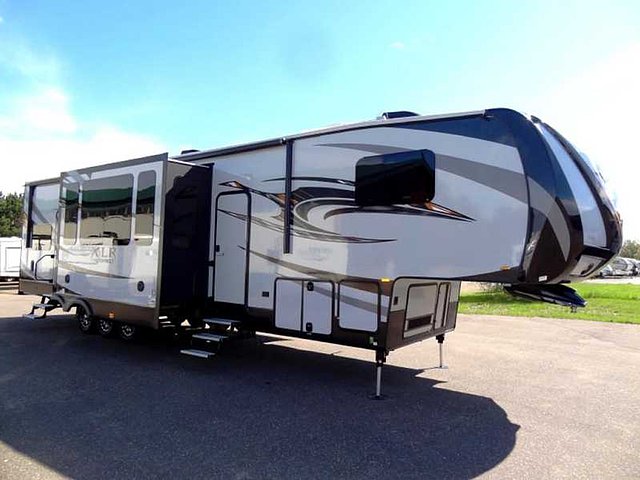 2016 Forest River XLR Thunderbolt Photo
