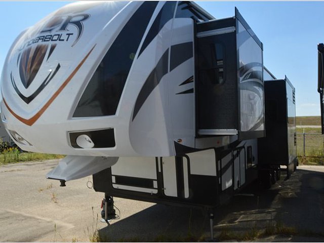 2015 Forest River XLR Thunderbolt Photo