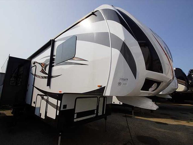 2015 Forest River XLR Thunderbolt Photo