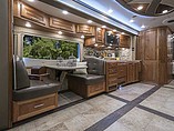 2015 Foretravel Motorcoach Foretravel Photo #4