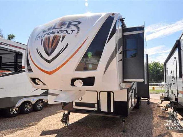 2015 Forest River XLR Thunderbolt Photo