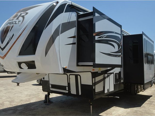 2015 Forest River XLR Thunderbolt Photo