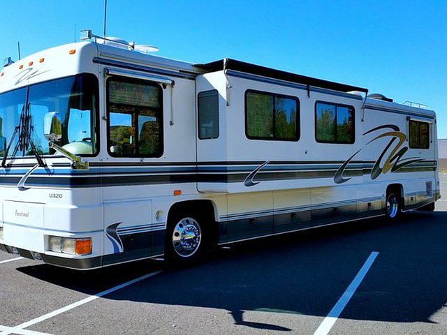 2000 Foretravel Motorcoach Foretravel Photo
