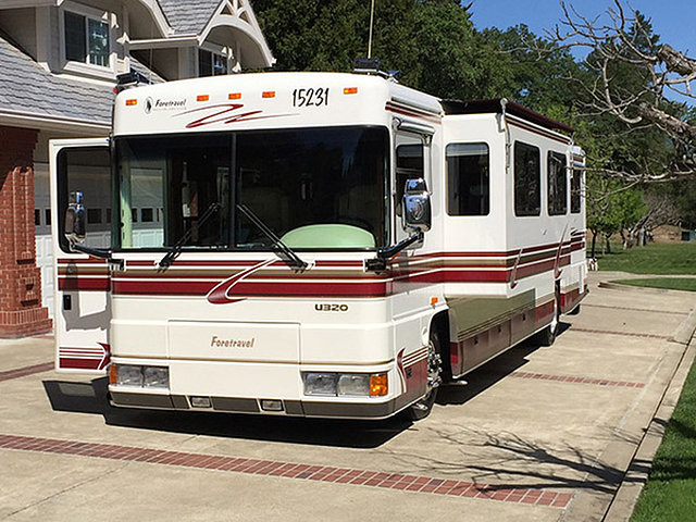 2000 Foretravel Motorcoach Foretravel Photo