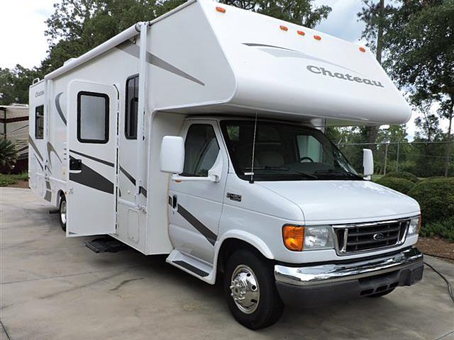 2005 Four Winds Chateau Photo