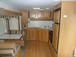2003 Glendale RV Golden Falcon Photo #3