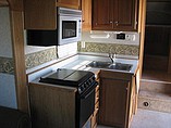2005 Glendale RV Titanium Photo #10