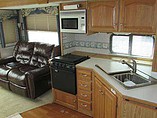 2005 Glendale RV Titanium Photo #8