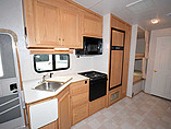 2001 Glendale RV Titanium Photo #11