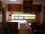 2002 Glendale RV Titanium Photo #7