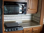 2010 Glendale RV Titanium Photo #9