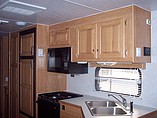 2002 Glendale RV Titanium Photo #7