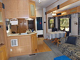 2004 Glendale RV Titanium Photo #8