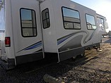 2005 Glendale RV Titanium Photo #4