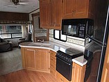 2009 Glendale RV Titanium Photo #2