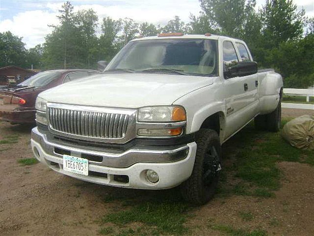 2003 GMc Sierra Photo