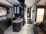 2015 Grand Design Momentum Photo #8