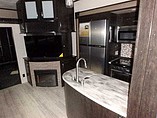 2015 Grand Design Momentum Photo #9
