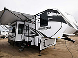 15 Grand Design Momentum