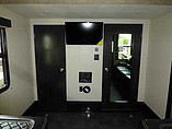 2016 Grand Design Momentum Photo #37