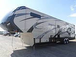 2015 Grand Design Momentum Photo #8