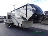 15 Grand Design Momentum