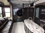 2015 Grand Design Momentum Photo #8