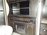 2015 Grand Design Momentum Photo #23