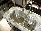 2016 Grand Design Momentum Photo #16