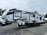15 Grand Design Momentum