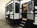 2015 Grand Design Momentum M-Class Photo #2
