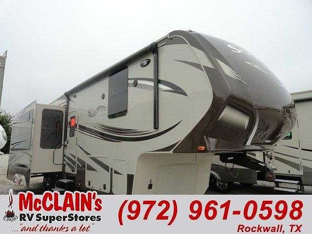 15 Grand Design Solitude