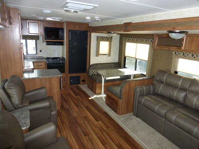 2016 Gulf Stream Innsbruck Photo