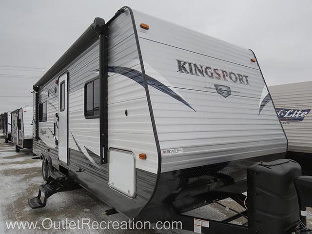 2015 Gulf Stream Kingsport Photo