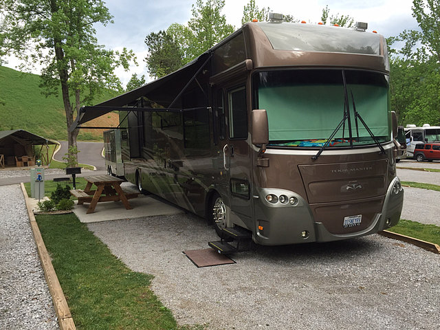 2008 Gulf Stream Tourmaster Photo