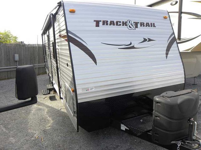 2015 Gulf Stream Track Photo