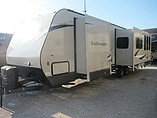 16 Gulf Stream Trailmaster