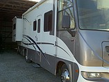 2003 Gulf Stream Ultra Supreme Photo #2