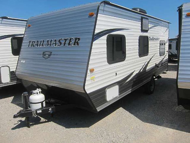 2016 Gulf Stream Trailmaster Photo