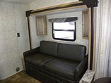 2016 Gulf Stream Vista Cruiser Photo #9
