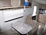 2015 Gulf Stream Vista Cruiser Photo #9
